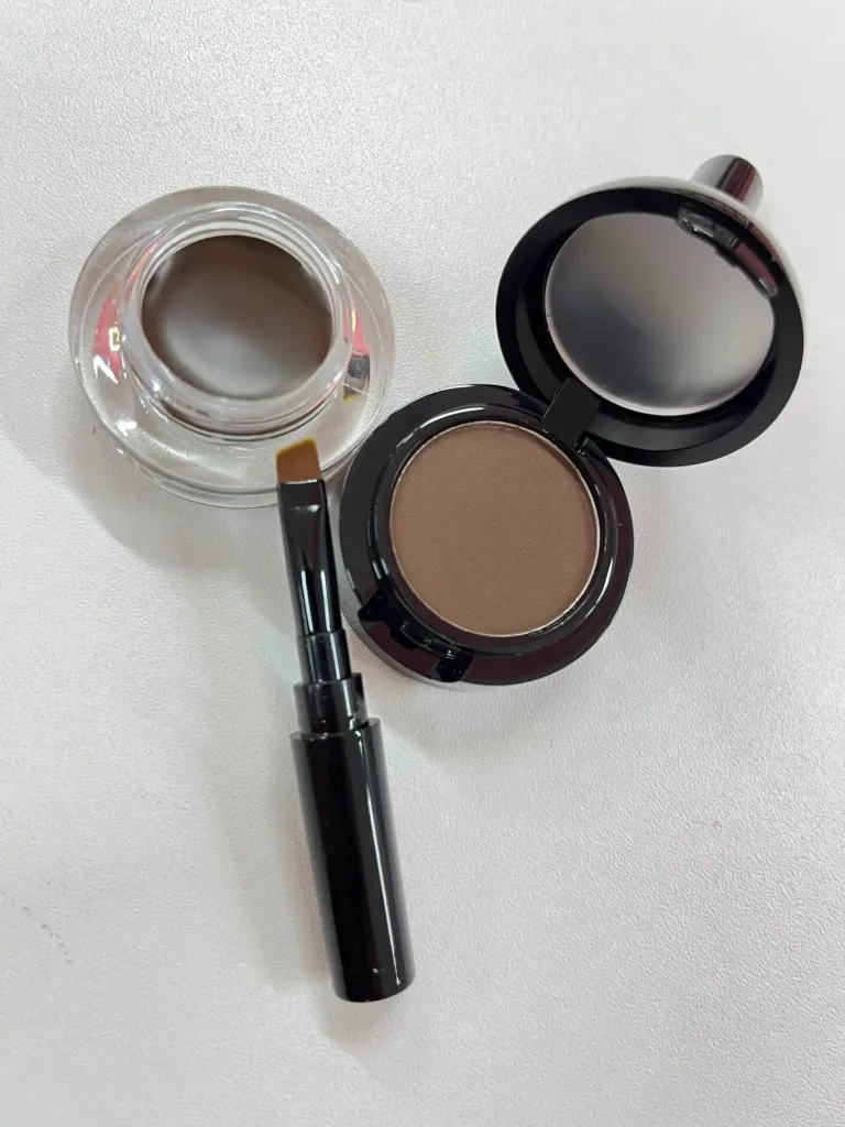 Kit cejas gel + sombra  E.B M009