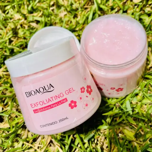 Exfoliante gel Sakura Bioaqua BQY45117